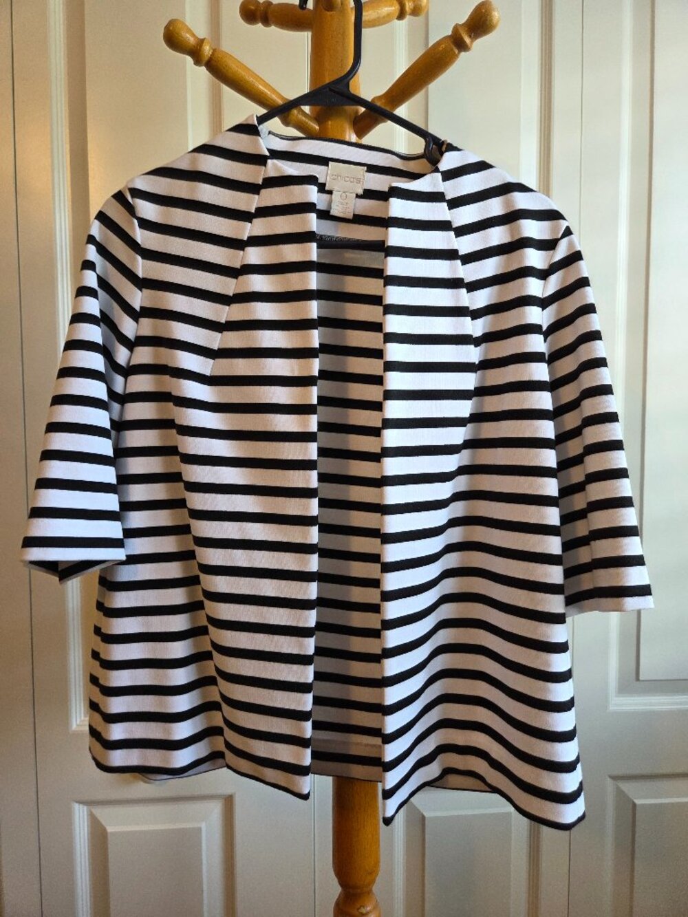 Chico's Black & White striped blazer jacket size 0 (Small)